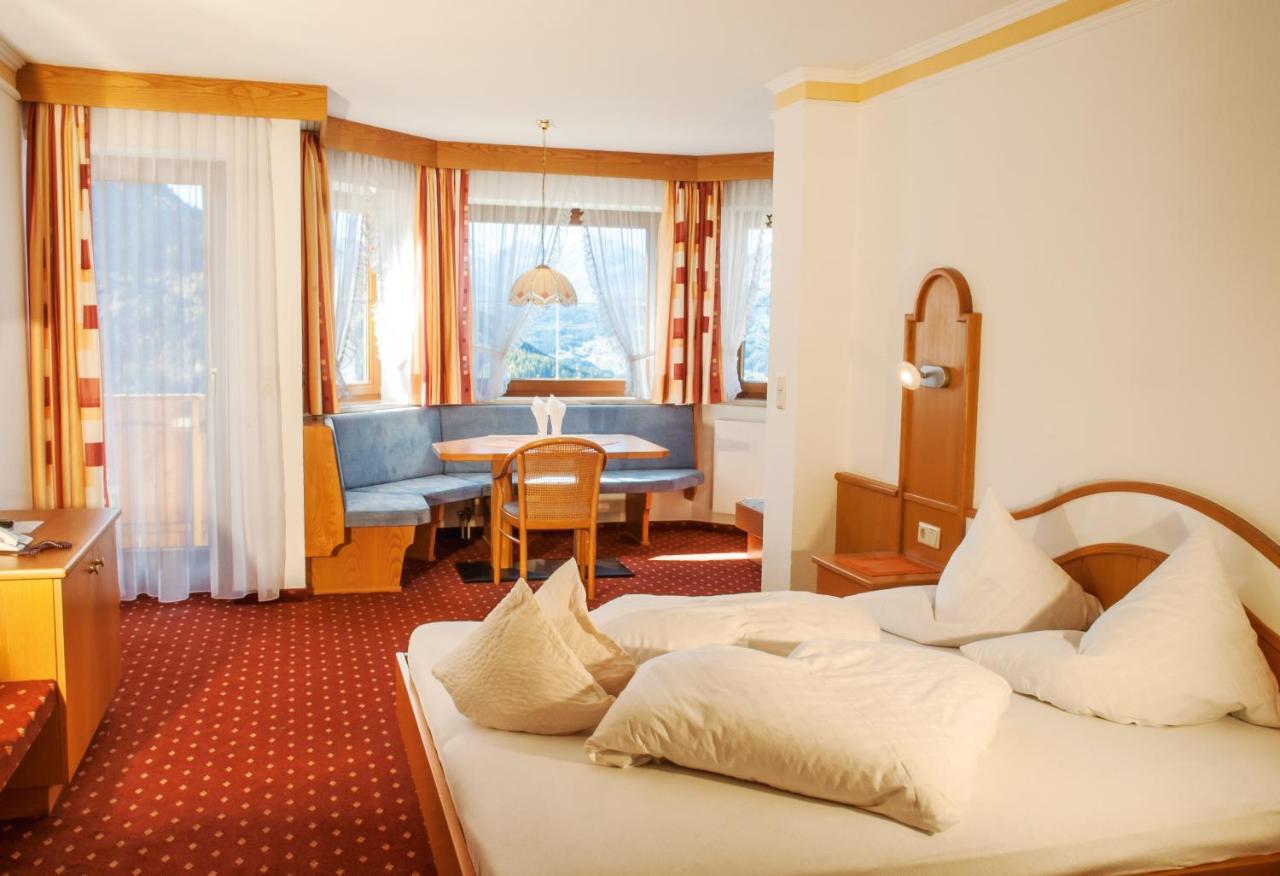 Hotel Romantica Jerzens Ruang foto